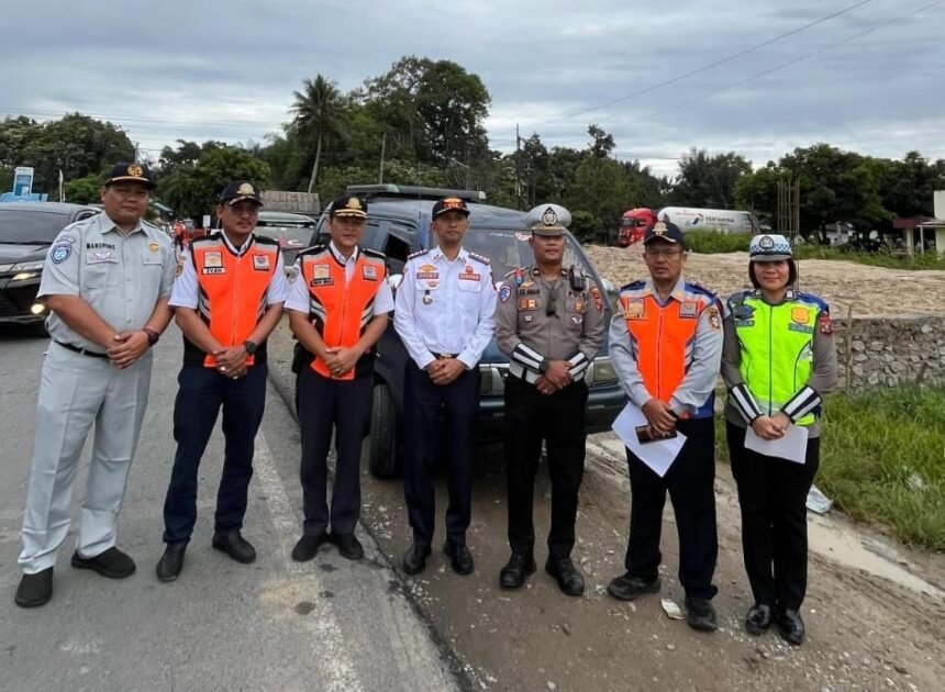 Jasa Raharja Bersama Dishub dan Satlantas Polres Toba Gelar Operasi Gabungan Keselamatan Lalu Lintas di Balige