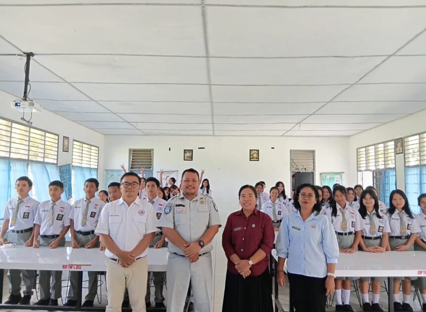 Turunkan Angka Kecelakaan, Jasa Raharja Cabang Pematangsiantar Laksanakan Program PPGD dan PPKL di SMA Negeri 1 Lumban Julu