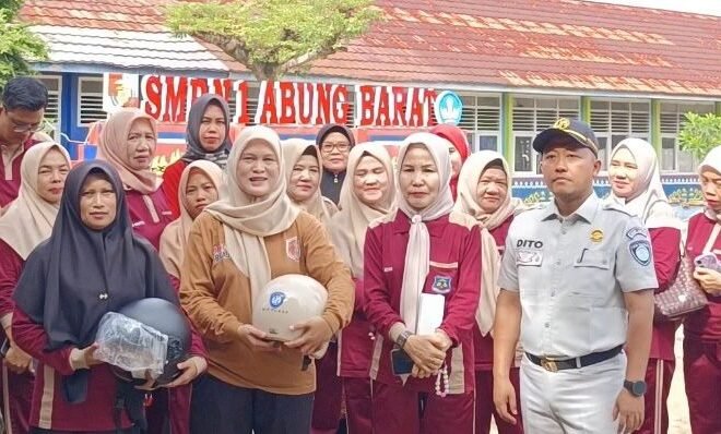 Sosialisasi PPKL di SMPN 1 Abung Barat, Tingkatkan Kesadaran Tertib Lalu Lintas Sejak Dini