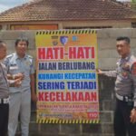 Jasa Raharja Dorong FLLAJ Tulang Bawang Barat Pasang Banner di Titik Rawan Kecelakaan
