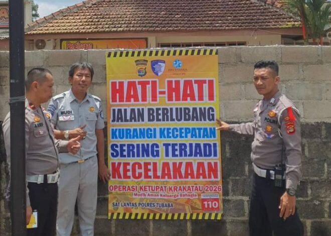 Jasa Raharja Dorong FLLAJ Tulang Bawang Barat Pasang Banner di Titik Rawan Kecelakaan