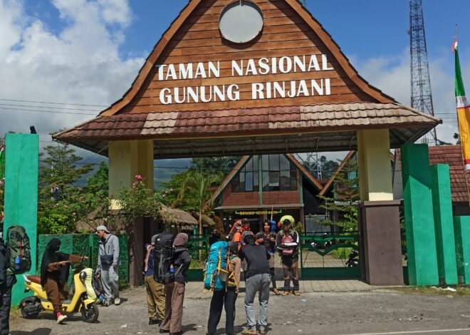 Gunung Rinjani Dibuka, Wisatawan Lokal dan Mancanegara Mulai Pendakian