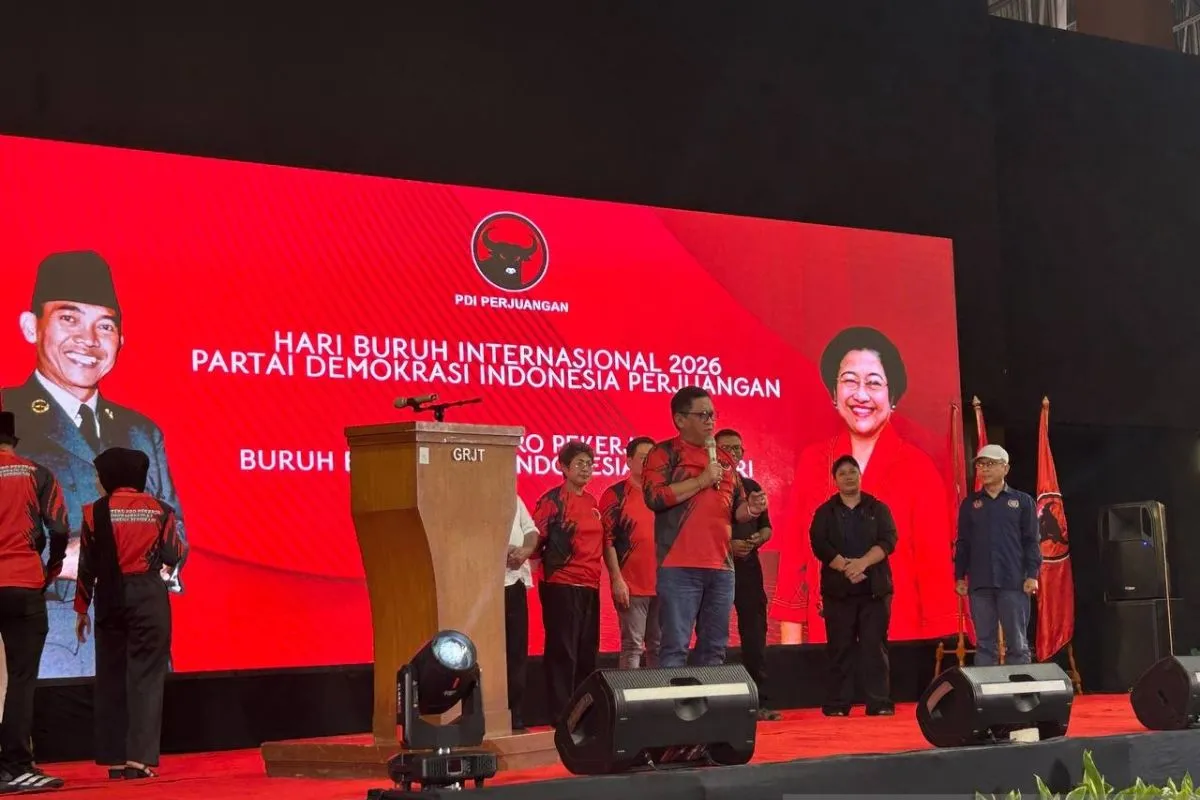 Hasto Kristiyanto Serukan Buruh Bersatu Demi Kesejahteraan dan Perlindungan