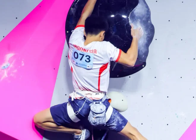 Panjat Tebing Indonesia Bersinar, Putra Tri Amankan Tiket Semifinal