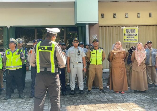 Tingkatkan Kepatuhan Masyarakat, Jasa Raharja NTB Ikuti Operasi Gabungan Bersama Mitra di Mataram