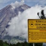 Status Siaga, Gunung Semeru Alami Tujuh Kali Erupsi dalam Sehari