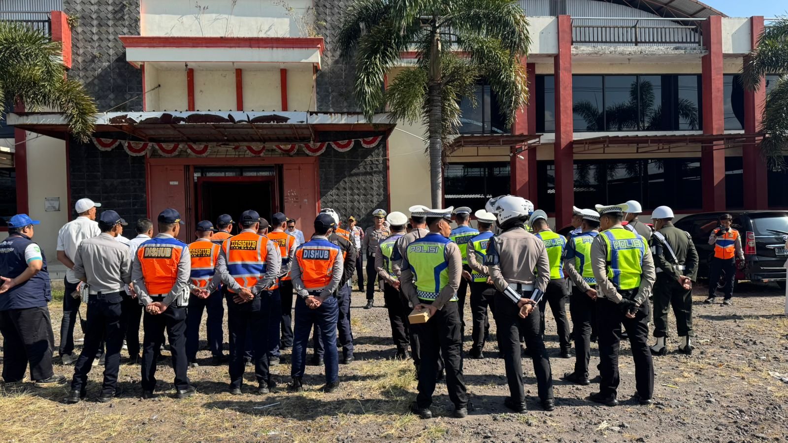 PT Jasa Raharja Bersama Tim Pembina Samsat Garut Laksanakan Operasi Gabungan di Padarek Cisitu