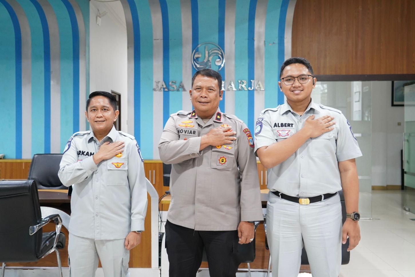 Perkuat Perlindungan Korban Kecelakaan, Wakapolda Kalsel Sambangi Jasa Raharja Kalsel
