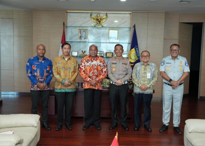 Audiensi dengan Gubernur Provinsi Papua, PT Jasa Raharja Kantor Wilayah Papua Bersama Tim Pembina Samsat Bahas Strategi Peningkatan Kepatuhan Pajak Kendaraan