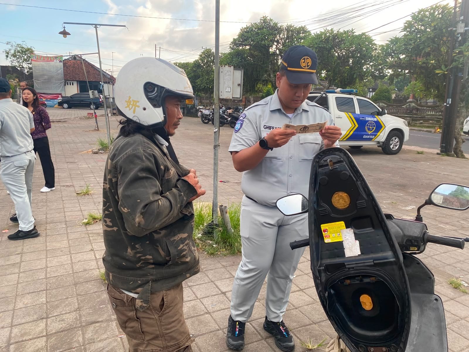Razia Gabungan Samsat Gianyar, Tingkatkan Kepatuhan dan Keselamatan Berkendara