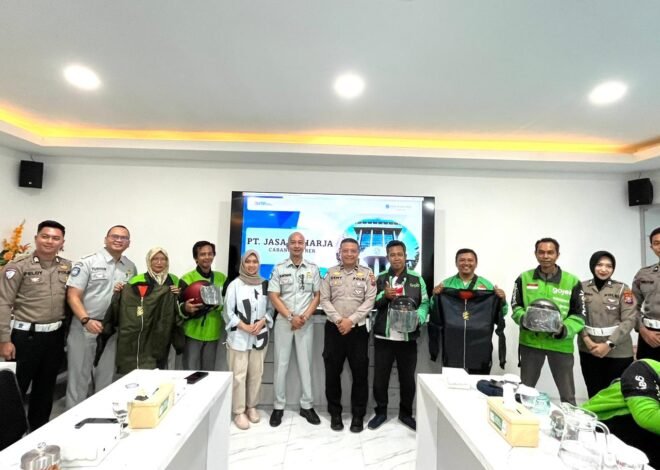Gandeng Satlantas dan RS Kaliwates, Jasa Raharja Jember Sosialisasikan Fitur ‘Lapor Laka’ JRku kepada Komunitas Ojol URC