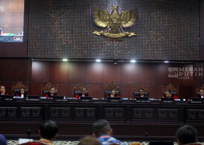 MK Pastikan Pilkada Langsung Tetap Berlaku, Gugatan Mahasiswa Tidak Diterima