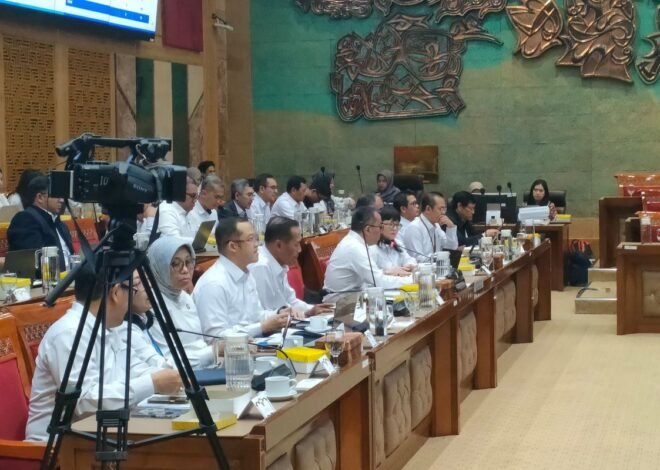 Sebanyak 122 Prodi Tutup Tahun Ini, Kemendiktisaintek Tekankan Transformasi Pendidikan Tinggi
