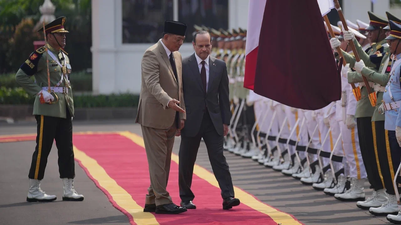 Sjafrie dan Menhan Qatar Gelar Pertemuan Strategis, Fokus Perkuat Hubungan Bilateral