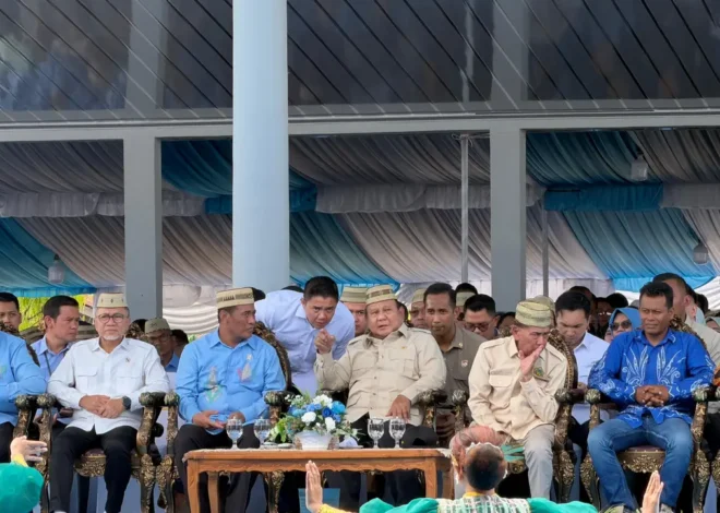Hadiri PENAS XVII, Prabowo Terima Penghargaan Tertinggi KTNA di Gorontalo