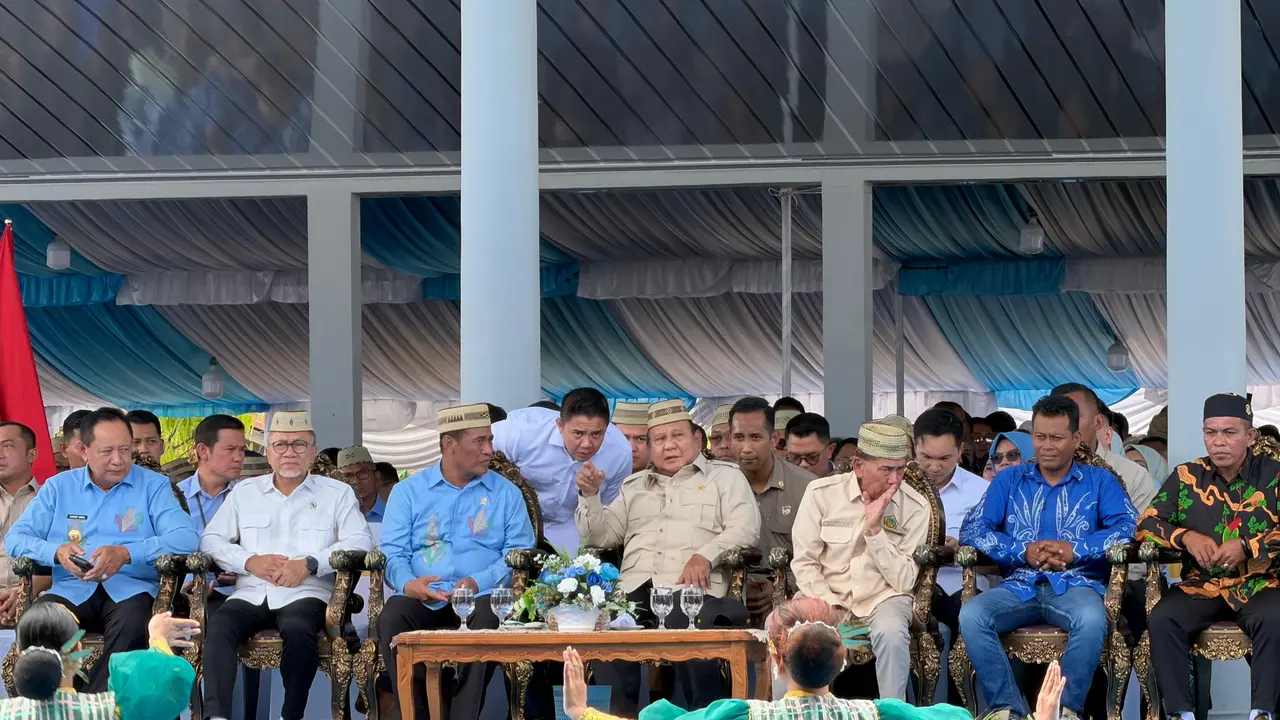 Hadiri PENAS XVII, Prabowo Terima Penghargaan Tertinggi KTNA di Gorontalo