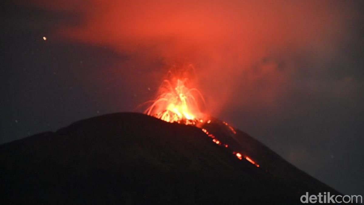 PVMBG Catat Erupsi Gunung Ile Lewotolok, Status Masih Waspada Level II