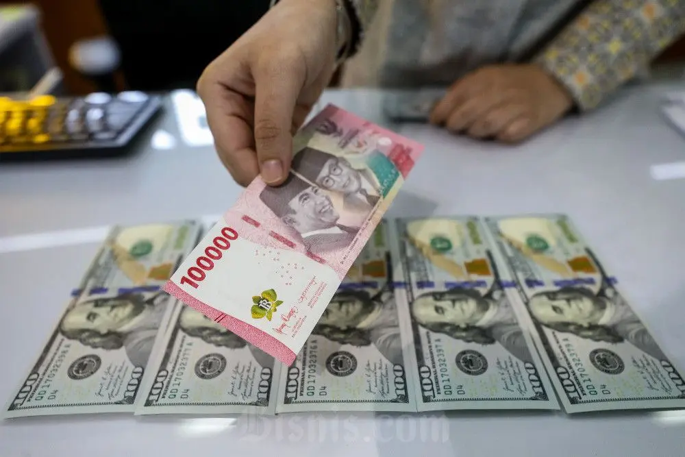 Rupiah Dibuka Melemah, Tekanan Global Dorong Kurs ke Rp17.859