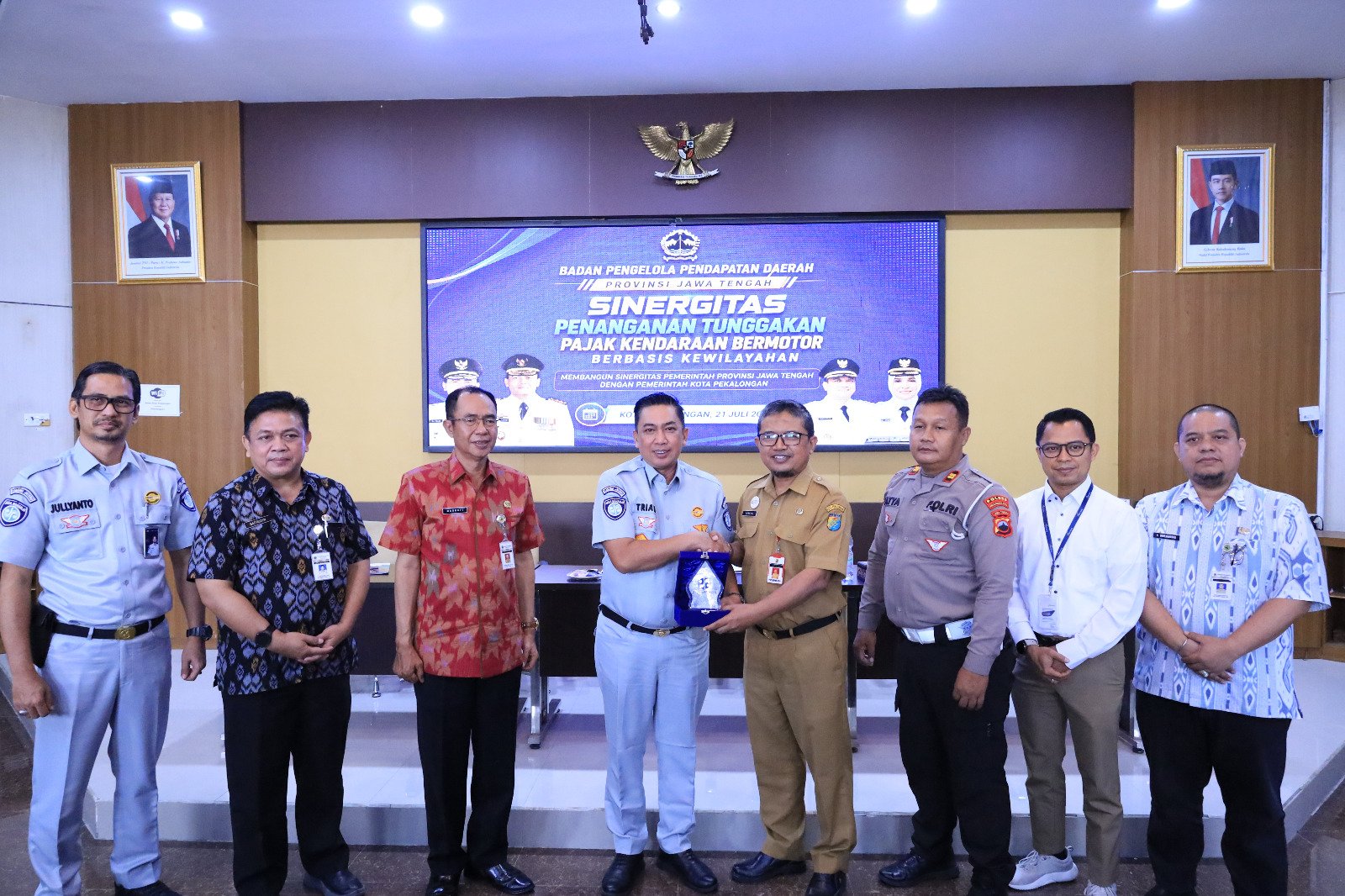 Tim Pembina Samsat Jawa Tengah Gelar Roadshow di Kota Pekalongan, Dorong Peningkatan Kepatuhan Pajak Kendaraan Bermotor