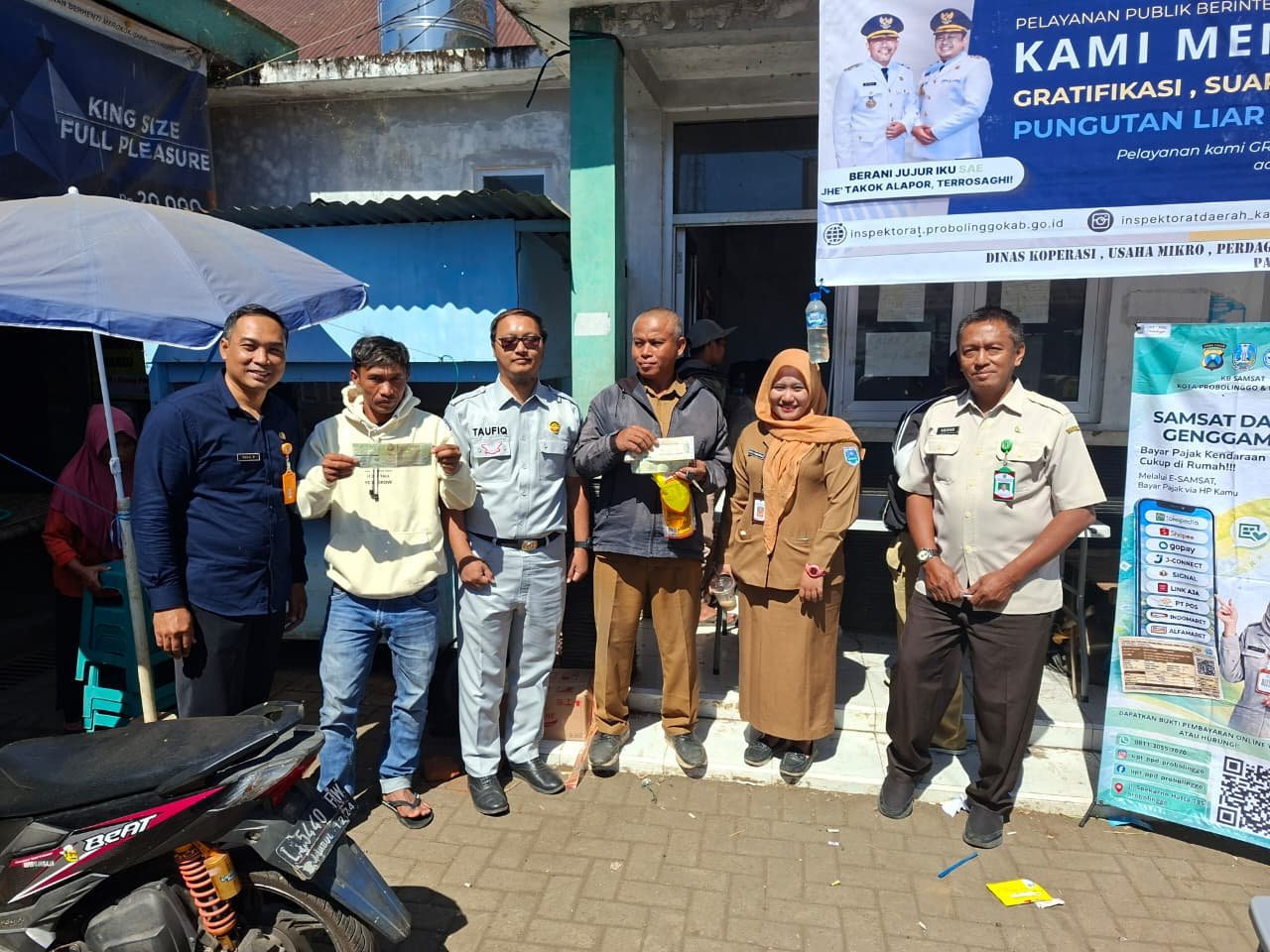 Dekatkan Pelayanan kepada Masyarakat, Jasa Raharja Bersama Tim Pembina Samsat Gelar LAPAK MASPRO di Pasar Tempuran.
