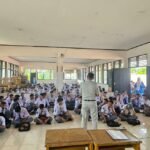Jasa Raharja Sumbar Berikan Edukasi Keselamatan Berlalu Lintas kepada Siswa SMKN 8 Padang