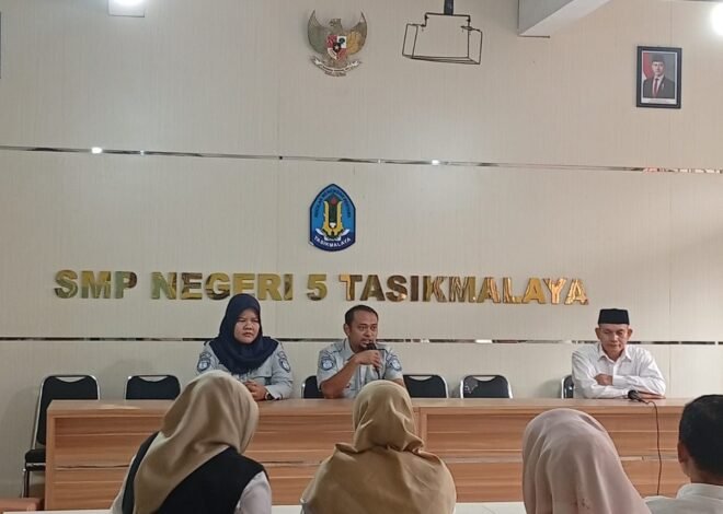 Jasa Raharja Cabang Tasikmalaya Sosialisasikan Keselamatan Berlalu Lintas pada Kegiatan MPLS di SMP Negeri 5 Kota Tasikmalaya