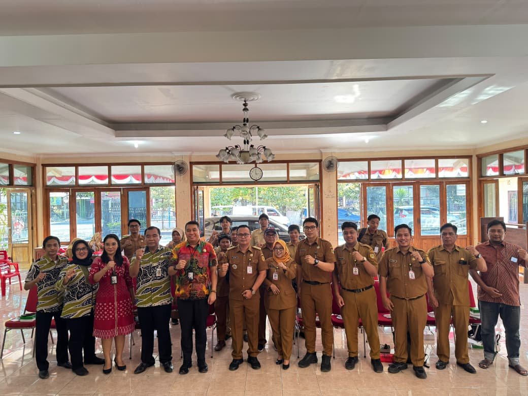 Optimalkan Sengkuyung Mobile, Tim Pembina Samsat Evaluasi Petugas Lapangan di Grogol dan Baki