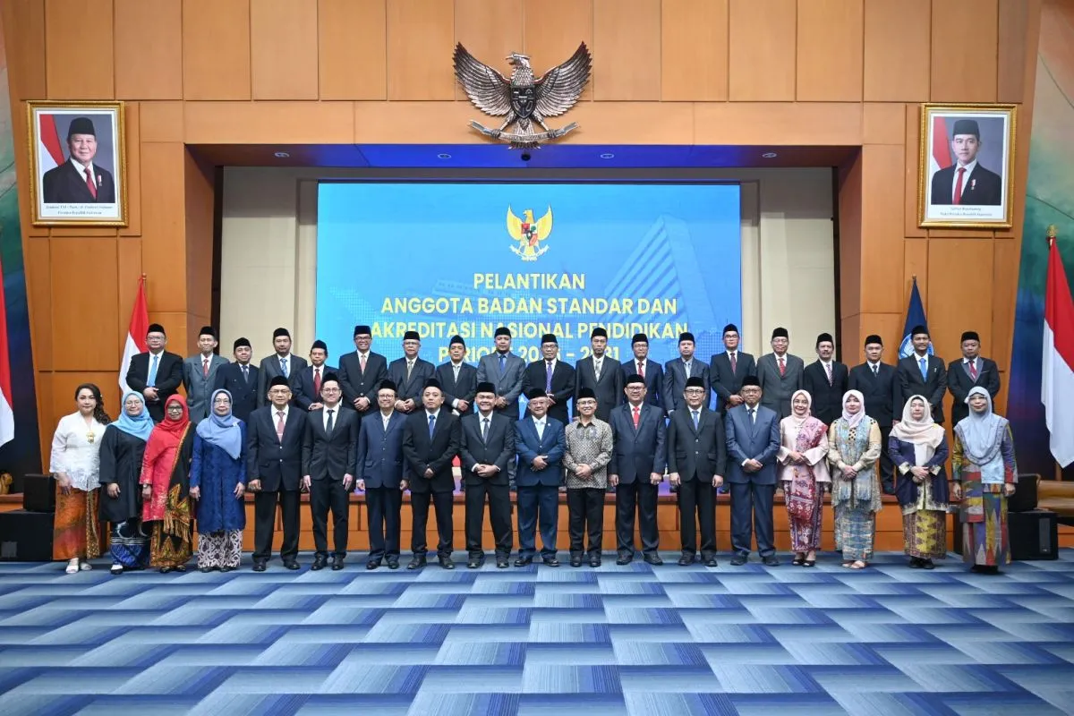 Abdul Mu’ti Lantik BSANP untuk Perkuat Standar dan Akreditasi Pendidikan