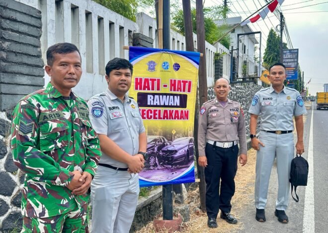 Jasa Raharja Klaten Bersama Stakeholder Pasang Rambu Keselamatan di Jalan Klaten – Solo