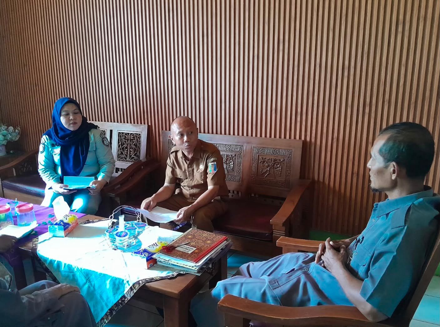 Jasa Raharja dan UPTD III Samsat Metro Gelar Door to Door Penagihan PKB dan SWDKLLJ di Ganjar Agung