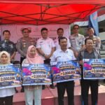 Tim Pembina Samsat Kota Pekalongan Serahkan Hadiah Gebyar Samsat Tahun 2026 kepada Wajib Pajak Berprestasi