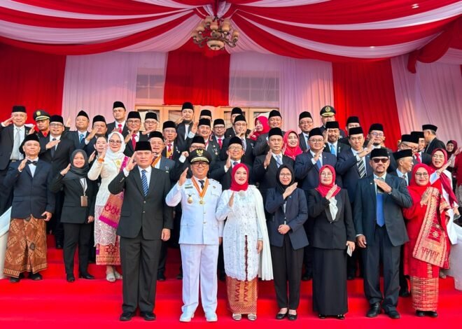 Taat Pajak Berbuah Emas, Jasa Raharja Kepri dan Wakil Gubernur Kepri Serahkan Hadiah Gebyar Pajak Kendaraan di Momentum HUT ke-81 RI