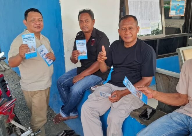 Edukasi Masyarakat, Jasa Raharja Cabang Bima Bagikan Flyer Program Pemutihan Pajak Kendaraan