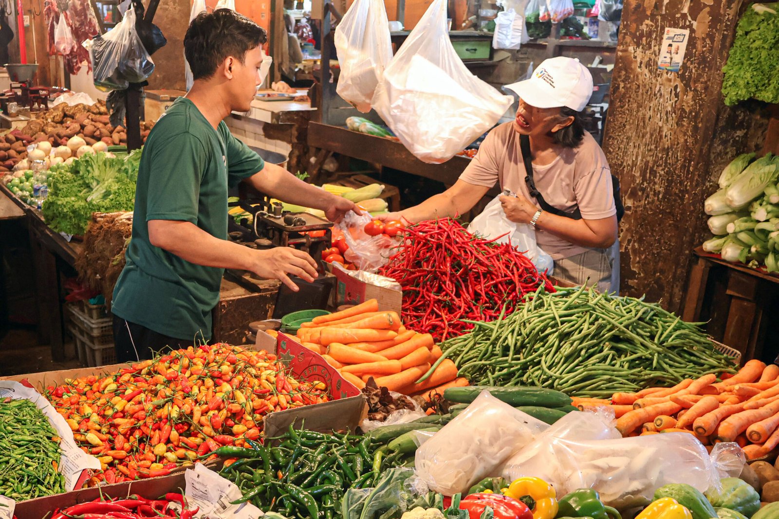 Daftar Harga Pangan Senin 10 Agustus 2026: Cabai, Beras, Daging, hingga Minyak Goreng