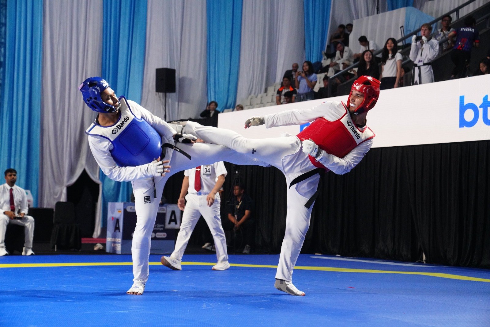 Gemilang di GBK, Atlet Taekwondo Indonesia Borong 5 Emas pada Kejuaraan Asia 2026
