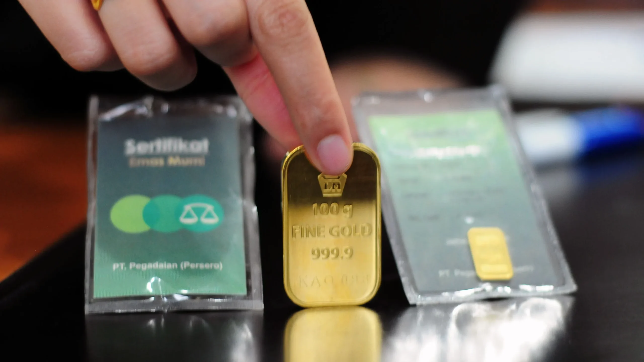 Update Harga Emas Pegadaian Senin: Antam Rp2,715 Juta per Gram, UBS Rp2,586 Juta