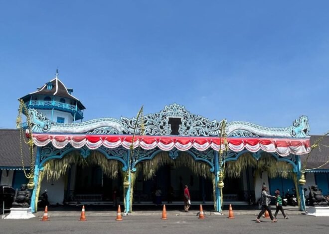 Di Tengah Konflik Internal, Pemugaran Keraton Solo Tetap Dilanjutkan