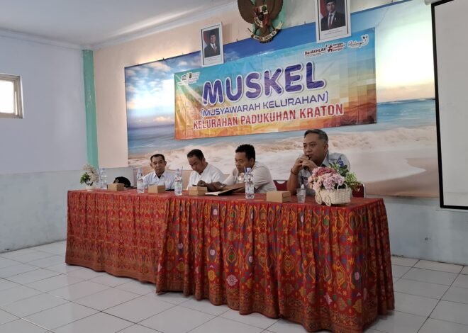 Tim Pembina Samsat Kota Pekalongan Sosialisasikan Kepatuhan Pembayaran PKB dan SWDKLLJ di Muskel Padukuhan Kraton