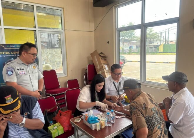 Perkuat Sinergitas Jasa Raharja Tangerang Gelar Pengobatan Gratis bagi Pengendara Truk di Kecamatan Kosambi