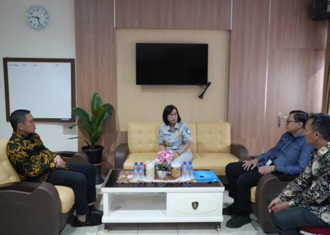 Dorong Keselamatan, PT Jasa Raharja (Persero) Kanwil Bengkulu dan Dinas Perhubungan Kota Bengkulu Berikan Bantuan Cermin Cembung Penempatan di Titik Rawan Kecelakaan