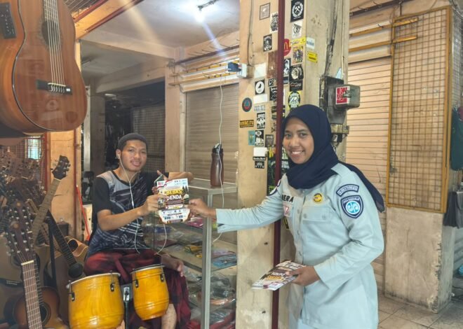Jasa Raharja Perluas Informasi Program Bebas Denda melalui Glorifikasi di Pasar Klithikan Pakuncen