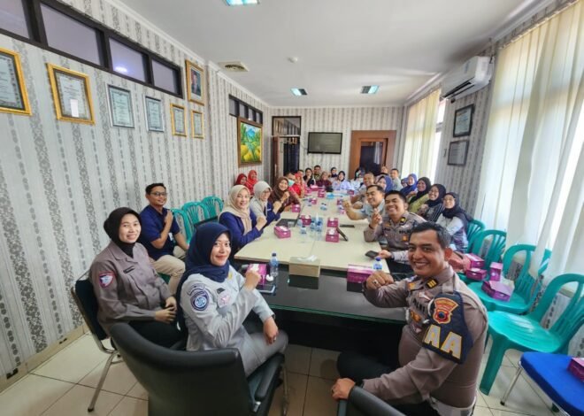 Jasa Raharja Cabang Semarang melaksanakan kegiatan Forum Komunikasi Lalu Lintas dan Angkutan Jalan (FKLLAJ) Guna Perkuat Sinergi Lintas Instansi dalam Penanganan Korban Kecelakaan Lalu Lintas