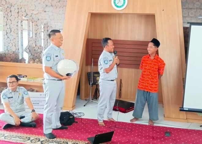 Jasa Raharja Perkuat Edukasi Keselamatan Lalu Lintas di Ponpes Al Bakri Menggala