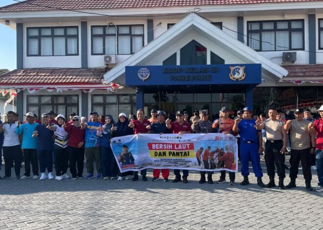 Semarak Hari Perhubungan Nasional 2026, PT Jasa Raharja (PERSERO) Cabang Parepare Ikut Berpartisipasi Dalam Kegiatan Bersih-Bersih Pantai Bersama KSOP Dan Stakeholder di Kota Parepare