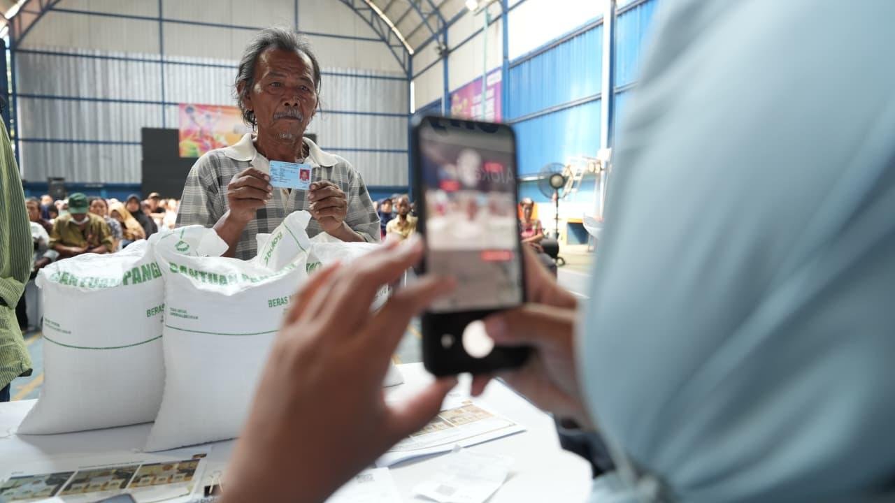 Bantuan Pangan 33,2 Juta Penerima, Bulog Perkuat Distribusi hingga Daerah