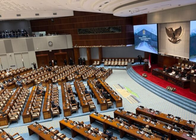 DPR Setujui APBN 2027, Rupiah Ditargetkan Rp17.500 per Dolar AS