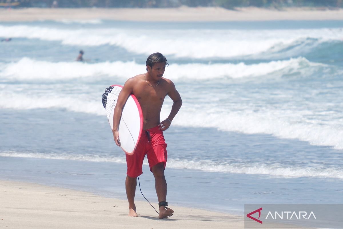 I Made Pajar Tembus Perempat Final Surfing Putra Asian Games 2026