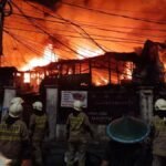 Kebakaran Kebayoran Lama Jakarta Selatan, 150 Warga Harus Mengungsi
