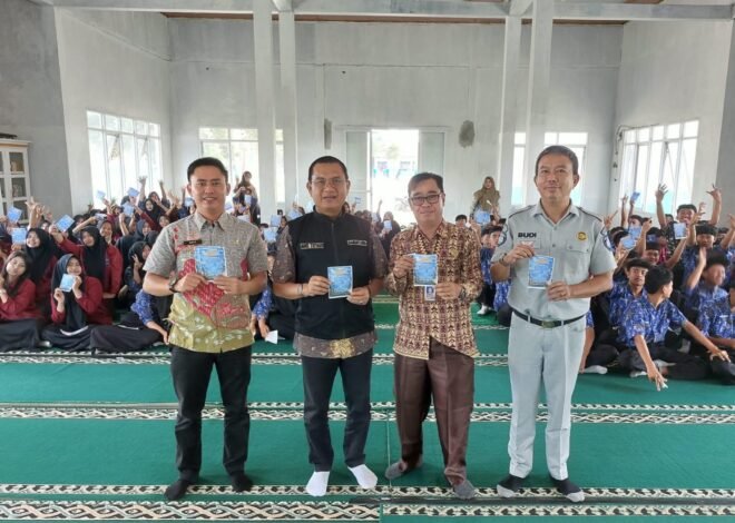 Jasa Raharja Edukasi Siswa SMAN 1 Sekincau Lampung Barat, tentang Keselamatan Berkendara dan Keringanan Pajak