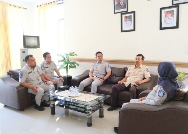 Kakanwil Jasa Raharja Sulsel Kunjungi Samsat Maros, Bahas Optimalisasi PKB dan SWDKLLJ